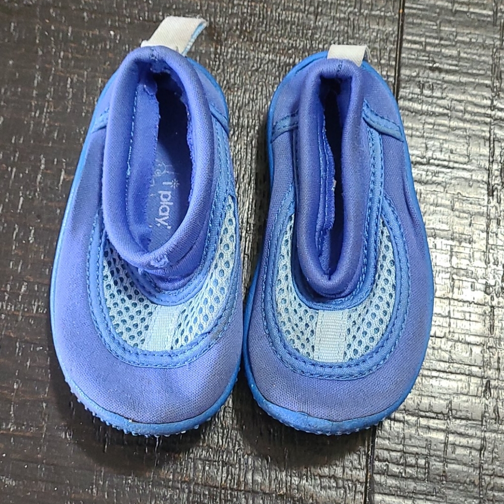 I Play water shoes. Size 5C